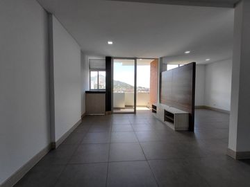 apartaestudio en arriendo en cristales. Cod A127552