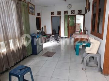 Rumah, Jual, 2 Lantai Sertifikat Hak Milik Siap Huni Dekat Akses Tol Strategis