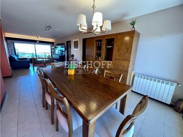 EXCLUSIVO DEPARTAMENTO 4 AMBIENTES CON VISTA AL MAR Y AL BOSQUE