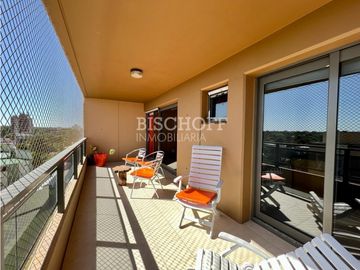EXCLUSIVO DEPARTAMENTO 4 AMBIENTES CON VISTA AL MAR Y AL BOSQUE
