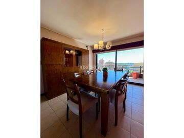 EXCLUSIVO DEPARTAMENTO 4 AMBIENTES CON VISTA AL MAR Y AL BOSQUE