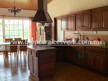 CASA EN VENTA EN TEQUISQUIAPAN EN GRANJAS RESIDENCIALES CRIS