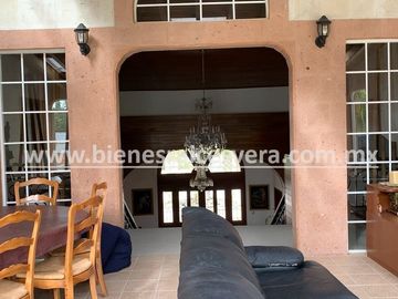 CASA EN VENTA EN TEQUISQUIAPAN EN GRANJAS RESIDENCIALES CRIS