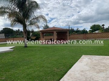 CASA EN VENTA EN TEQUISQUIAPAN EN GRANJAS RESIDENCIALES CRIS