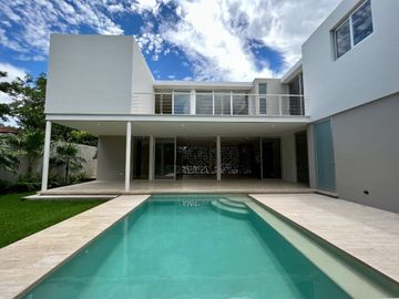 Casa en venta en Yucatán Country Club