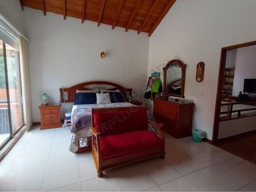 Casa en Venta en el Poblado Cola del Zorro