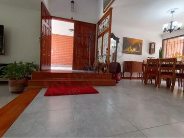 Casa en Venta en el Poblado Cola del Zorro