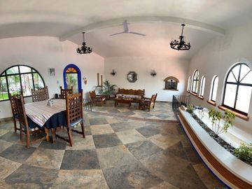 Casa en Venta en Tequesquitengo, Jojutla, Morelos