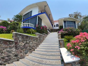 Casa en Venta en Tequesquitengo, Jojutla, Morelos