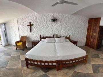 Casa en Venta en Tequesquitengo, Jojutla, Morelos
