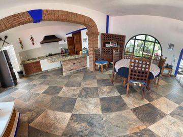 Casa en Venta en Tequesquitengo, Jojutla, Morelos