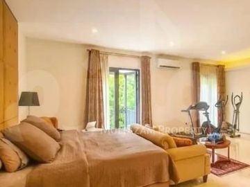 Townhouse Cantik Strategis Di Kemang Jakarta Selatan