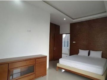 SUPER MEWAH, RUMAH SIAP HUNI DI PUSAT KOTA TEPI JALAN