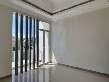 Rumah 3lantai Baru minimalis wisma permai Row 3 mobil 1M-an
