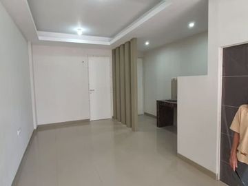 Rumah 3lantai Baru minimalis wisma permai Row 3 mobil 1M-an