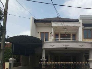 Rumah Dijual Hadap Timur di Jl. Gayungan, Surabaya