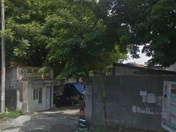 Di jual gudang jalan raya balong sari -tandes