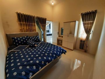 800Jt ada PrivatePool Dekat Alun-alun Kota Batu