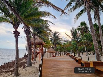 Condominio con 50 amenidades, cine, spa, spinning, albercas para niños y adultos
