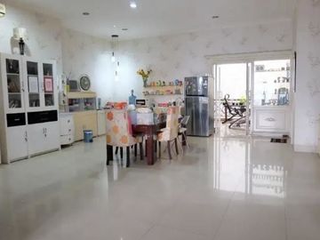 Rumah 3 Lantai Siap Huni Pucang Anom Surabaya