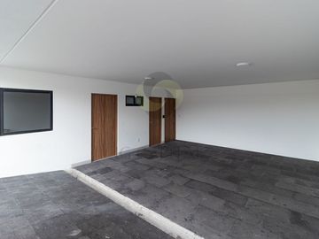 Casa en Zibatá con sala doble altura