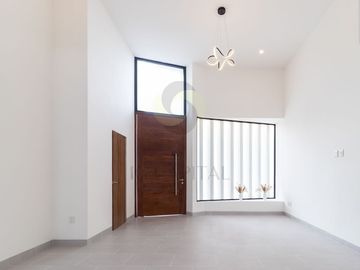 Casa en Zibatá con sala doble altura