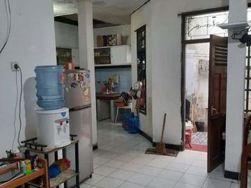 Di jual Rumah tengah kota Jln Jendral Sudirman (dekat Pasar Andir, bisa tembus ke Jendral Sudirman,Pagarsih & Cibadak