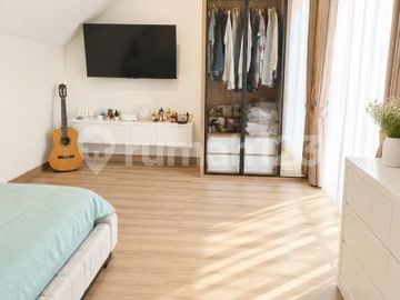 Dijual Rumah Leonora Attic Room Summarecon Serpong