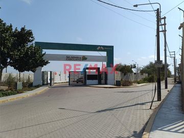 ✨ ¡Oportunidad única de inversión en Monsefú, Chiclayo! ✨

📍 Ubicación privilegiada en la tranquila zona de Menorca, este terreno de 114.05 m² repre