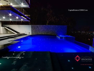 Casa de Lujo en Venta El Palomar zona sur Alberca Lujo
