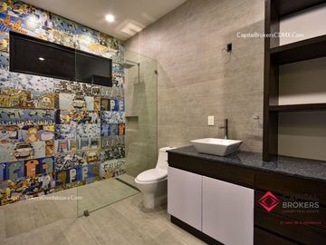 Casa de Lujo en Venta El Palomar zona sur Alberca Lujo