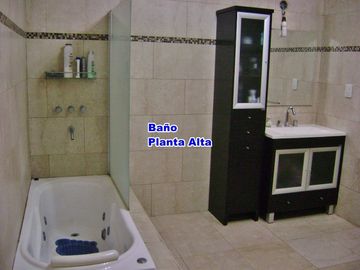 Casa para 2 Familias en venta en Ezpeleta Este
