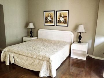 3BR UNIT for SALE at Le Triomphe