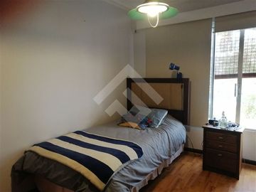 Casa en venta de 4 dorm. en Ñuñoa