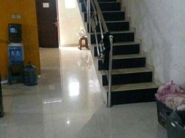 BU CEPAT rumah 2 lantai dekat kantor kecamatan margaasih