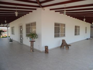 casa campestre en venta en sabanilla. Cod V83206