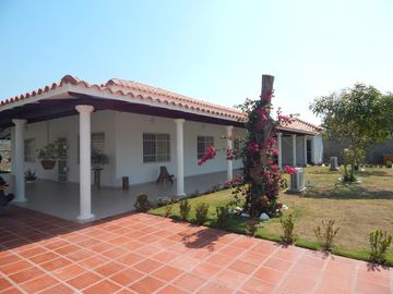 casa campestre en venta en sabanilla. Cod V83206