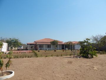 casa campestre en venta en sabanilla. Cod V83206