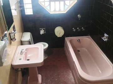 local en arriendo en sagrado corazon. Cod A5033602