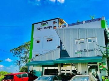 Condominium for SALE with 1 Bedroom very Near to Clark Airport, Malls and Universities