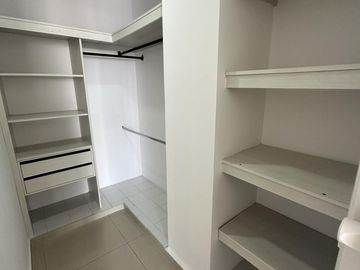 apartamento en arriendo en riomar. Cod A71761