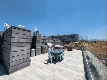 Townhouse en Venta,  4D, La Reina