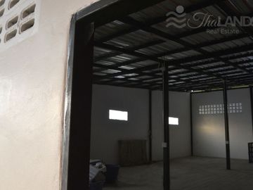 GREAT MAIN STREET BUSINESS / RESIDENCE FOR SALE IN THE HEART OF DOWNTOWN KANCHANABURI!!!