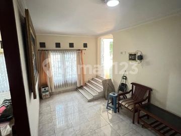 Dijual Rumah Mewah Cantik Siap Huni Mediteranian Golf Hijau Raya