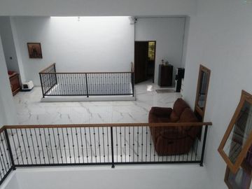 Dijual Cepat Rumah Kokoh Mewah Sayap Dago Bandung
