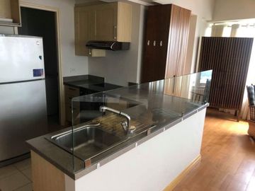Condominium 3 Bedrooms: 3BR Condo For Sale in One Rockwell West Tower Rockwell Makati City