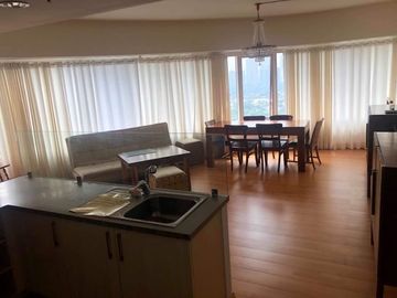 Condominium 3 Bedrooms: 3BR Condo For Sale in One Rockwell West Tower Rockwell Makati City
