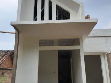 Rumah Villa Murah Ready Stok Di Graha Unika Kawasan Bandara Pakis