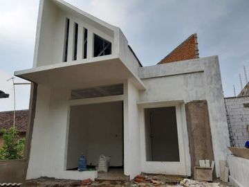Rumah Villa Murah Ready Stok Di Graha Unika Kawasan Bandara Pakis