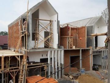 Rumah Villa Murah Ready Stok Di Graha Unika Kawasan Bandara Pakis